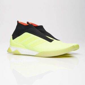 Sz 7.5 AQ0601 Predator Tango 18+ Solar Yellow